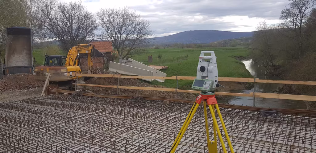 Izgradnja mostova Pakra i Farkašić